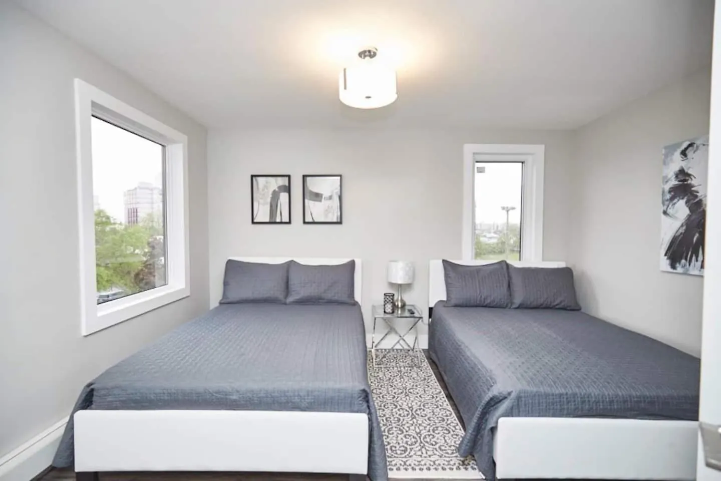 Clifton Hill Hideaway 3A - Two Bedroom Condo Niagara Falls