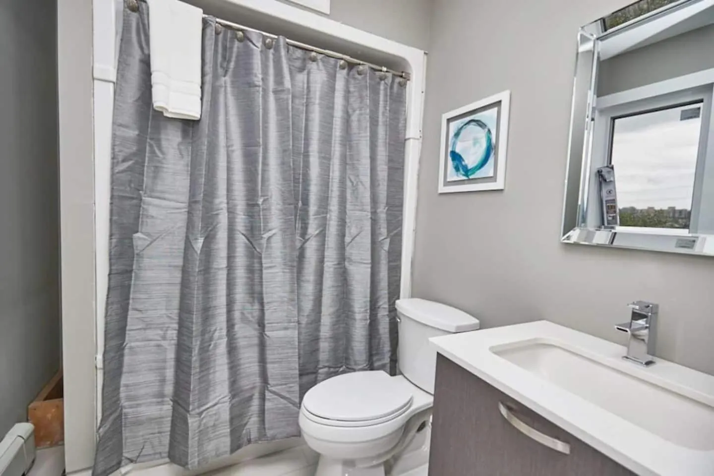 Clifton Hill Hideaway 3A - Two Bedroom Condo Niagara Falls Apartment